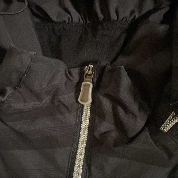 Lululemon Athletica Black Windbreaker Jacket - Picture 3 of 7